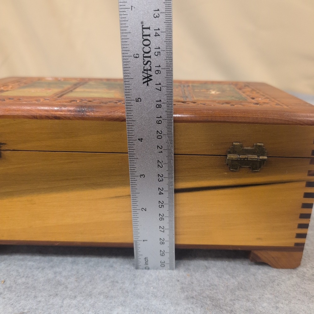 Vintage Cedar Wood Keepsake Chest Cottage Landscape Mirror Jewelry Box Latch - Picture 8 of 10
